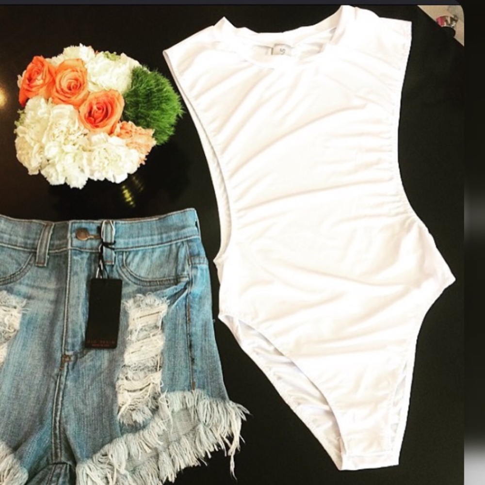 ✨Flash Sale! Little White Lie Bodysuit *New